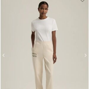 Favorite Daughter Collegiate Jogger size extra small.